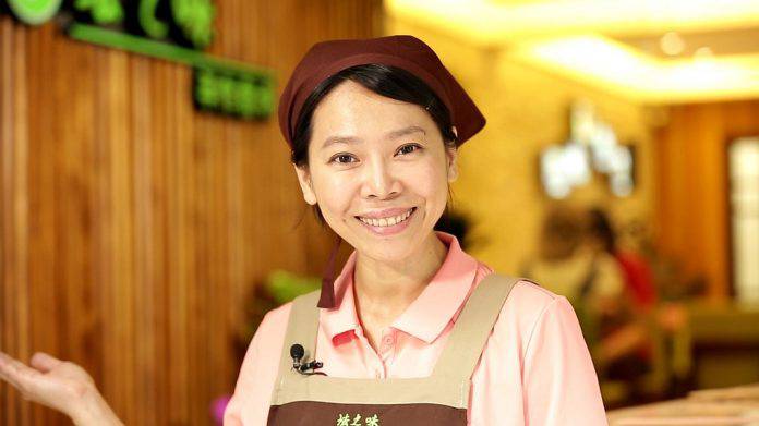 嫁到好門！曾心梅結婚17年「與公婆分開住」娘家就在附近　「我的小孩就是我媽」49歲不生子盼及時行孝