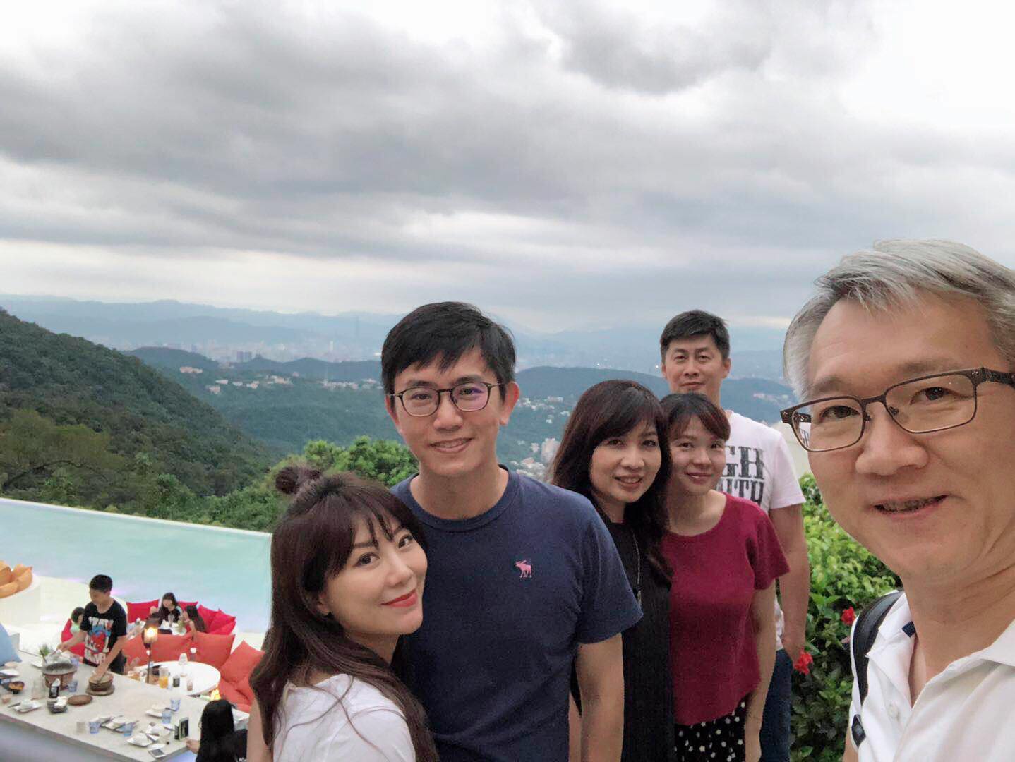 結婚16年！佩甄自爆「看老公不順眼」冷暴力處理　小孩也遭殃「他直接撂重話」：沒辦法在一起