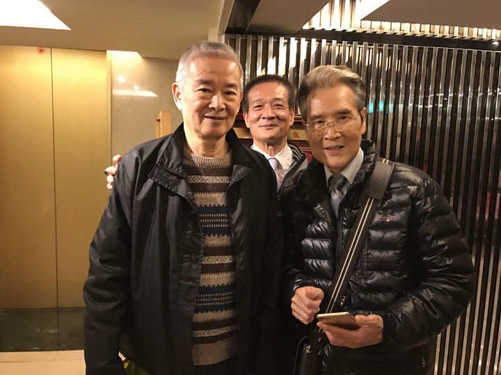 背後最重要的女人！石峰「擁6棟房爽當包租公」最謝40年枕邊人　出道曾傳緋聞「愛妻用小技巧」讓他懂分寸