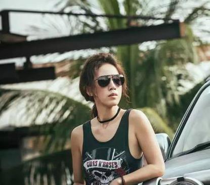 36歲梁靖琪宣布二婚，古天樂等人都有出席婚宴，前夫曾是億萬富翁