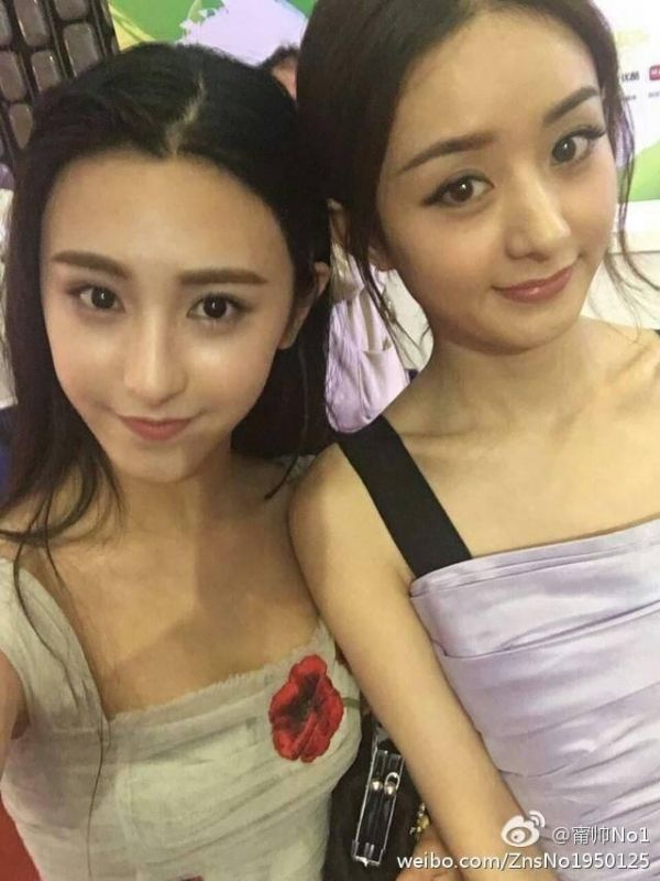 5張大明星「顏值被粉絲比下去」的驚人合照 Angelababy「遇到女神級粉絲」瞬間淪為路人甲
