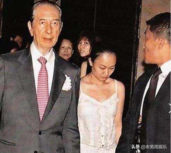 看護變富婆！「被賭王看上」狠甩初戀獲上億資產　卻因「四太作梗」豪門夢碎重追回男友