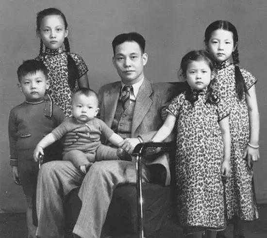 她20歲爆紅40歲曾自殺，離了兩次婚，卻活成太多女人渴望的樣子