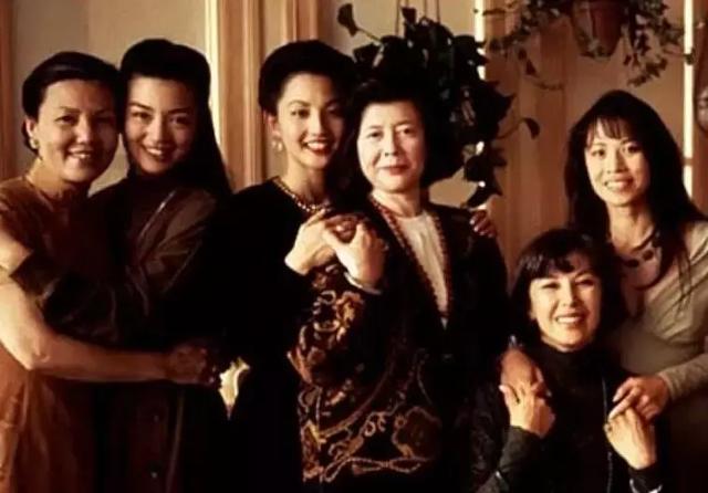 她20歲爆紅40歲曾自殺，離了兩次婚，卻活成太多女人渴望的樣子