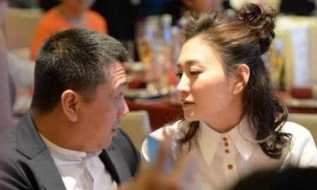 曾為男友流產2次！「同居7年共患難」分手收場　製作人老公「送8億豪宅寵愛」婚後幸福