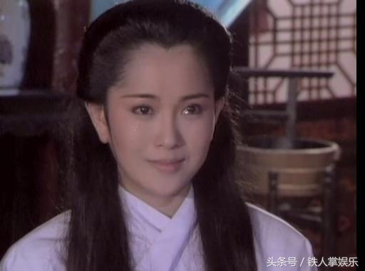 息影12年！中視花旦罕現身「64歲維持24吋螞蟻腰」　老友不可思議驚呼：完全沒變老