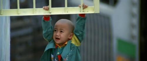 1歲就揚名影壇「長大外型酷似謝霆鋒」備受看好　今卻靠「賣水果維生」令人不剩唏噓