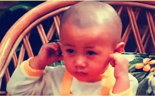 1歲就揚名影壇「長大外型酷似謝霆鋒」備受看好　今卻靠「賣水果維生」令人不剩唏噓