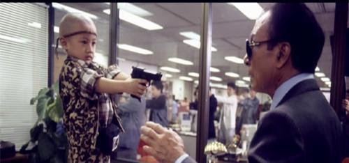 1歲就揚名影壇「長大外型酷似謝霆鋒」備受看好　今卻靠「賣水果維生」令人不剩唏噓