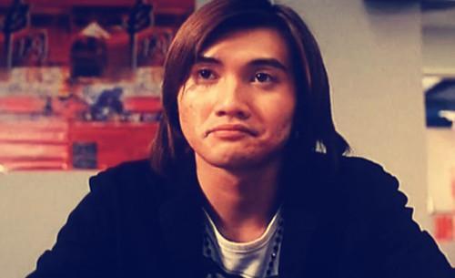 1歲就揚名影壇「長大外型酷似謝霆鋒」備受看好　今卻靠「賣水果維生」令人不剩唏噓