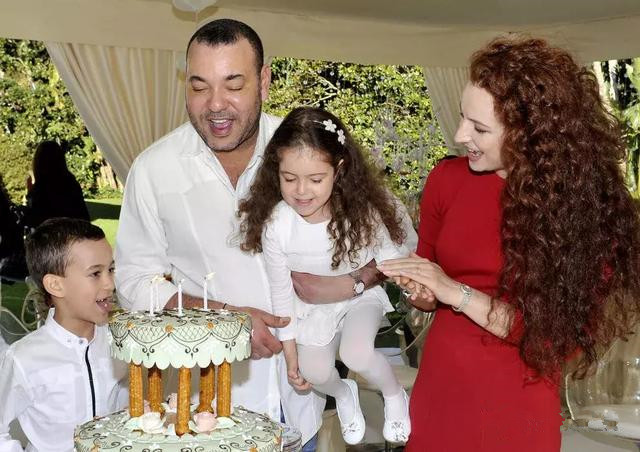 王室「灰姑娘」都沒好結果?摩洛哥王妃「傾倒風流國王獨佔後宮」,卻已神秘失蹤2年!