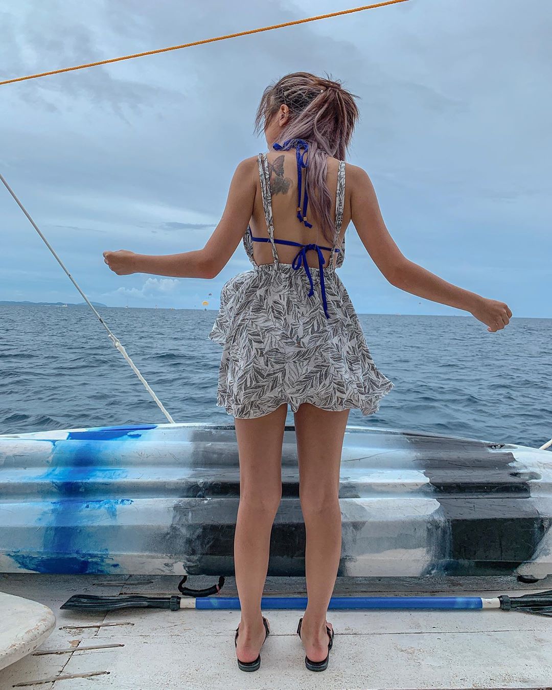 小鄧紫棋「出遊曬美照」被抓包:腋下黑黑的 她不刪照「高EQ化解尷尬」網讚:果然是女神