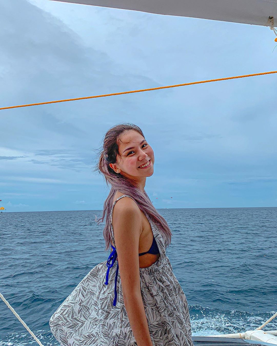 小鄧紫棋「出遊曬美照」被抓包:腋下黑黑的 她不刪照「高EQ化解尷尬」網讚:果然是女神