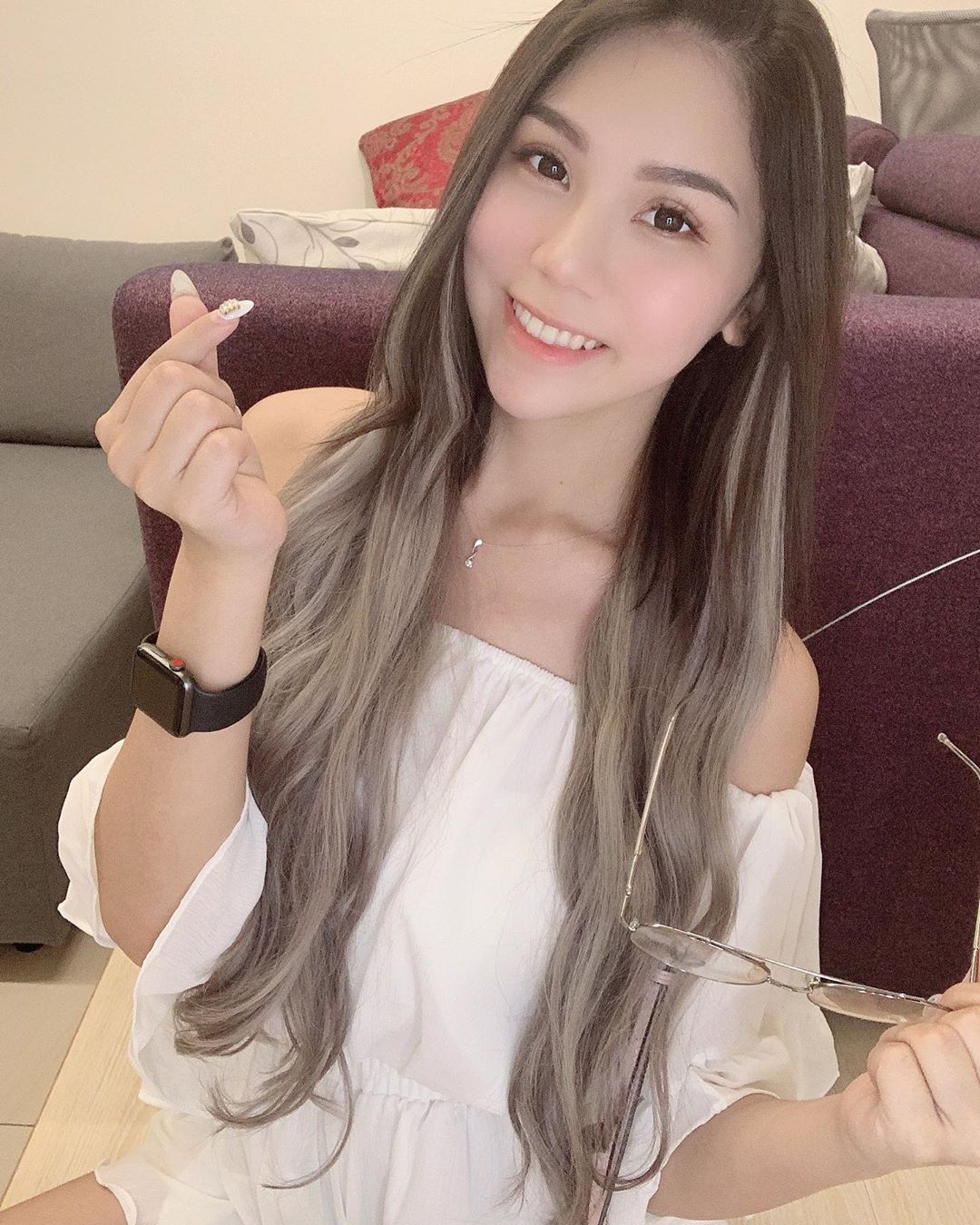 小鄧紫棋「出遊曬美照」被抓包:腋下黑黑的 她不刪照「高EQ化解尷尬」網讚:果然是女神