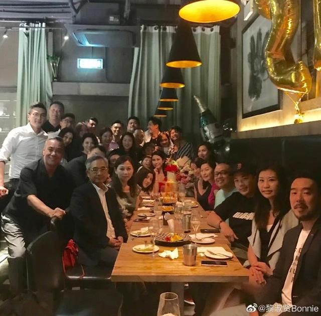 與成龍保鑣離婚再嫁醫生「多次原諒丈夫出軌」 「42歲已是4個兒子的媽」容貌身材不輸20歲未來兒媳