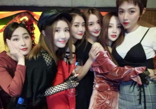 人生如夢!小咖女星「嫁豪門變闊太」身邊都是貴婦 「丈夫一夕破產」今非昔比朋友跑光