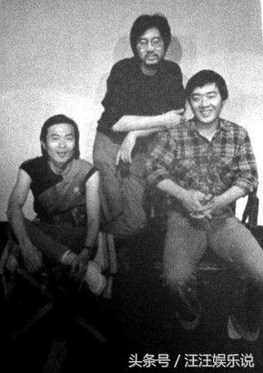 66歲李立群全家福曝光！超正女兒複製爸爸神韻「背景不簡單」　兒繼承衣缽出道一家定居加拿大