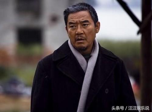 66歲李立群全家福曝光！超正女兒複製爸爸神韻「背景不簡單」　兒繼承衣缽出道一家定居加拿大