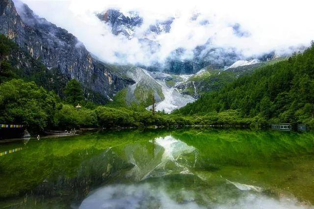 越來越多老人選擇「新型養老」：既不用去養老院，也不拖累子女