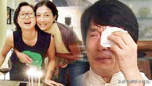 成龍私生女自幼遭排斥「管教過度報警抓母」　「小龍女20年遭遇」讓人感慨萬千