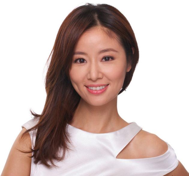 林心如妹妹曝光！赴美求學「短暫當過藝人」　相差9歲「同父異母」姊妹情深