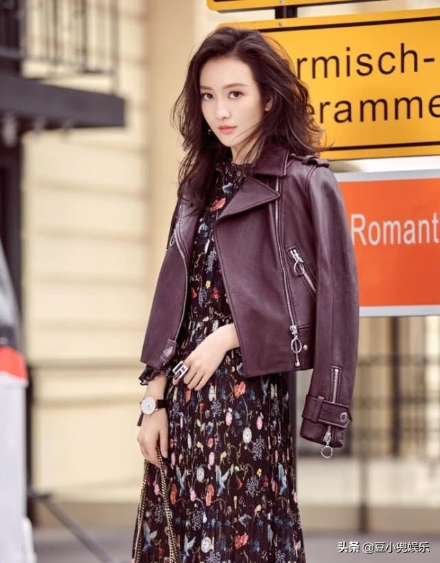 3歲雙親離異「從小寄人籬下」被母親忽略15年　媽媽偏愛「小14歲同母異父的妹妹」15歲扛養家責