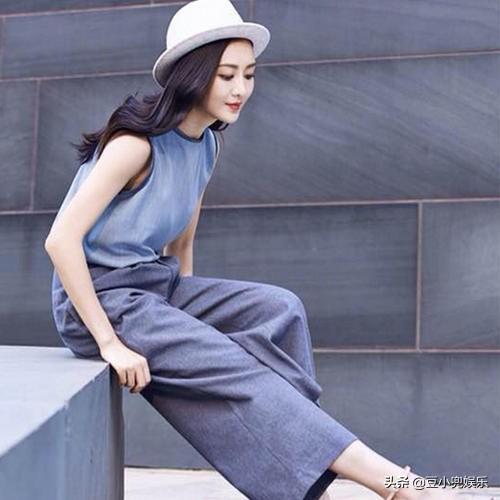 3歲雙親離異「從小寄人籬下」被母親忽略15年　媽媽偏愛「小14歲同母異父的妹妹」15歲扛養家責