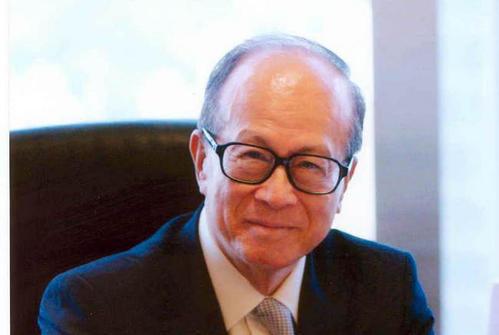 90歲李嘉誠偶遇出賽舞蹈團,大方資助孩子們經費185萬