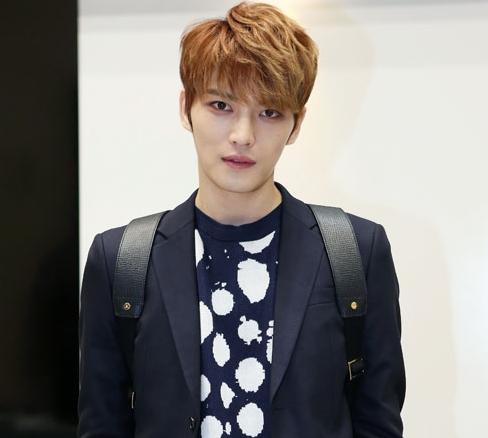 3歲被棄養「養父家8個姐姐都寵他」 爆紅後「生母主動相認」他超暖處理被讚爆:心中有愛的男人