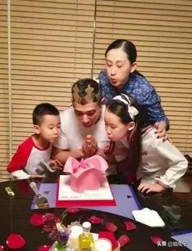 趙文卓豪宅曝光！「院子大到可種樹」人造景觀超氣派　結縭13年妻獻「超狂生日禮」出手闊綽