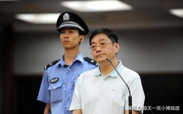 昔捧紅那英「投資欠2.5億被關」病死獄中　妻賣房救夫卻再也等不到「為他至今未嫁」