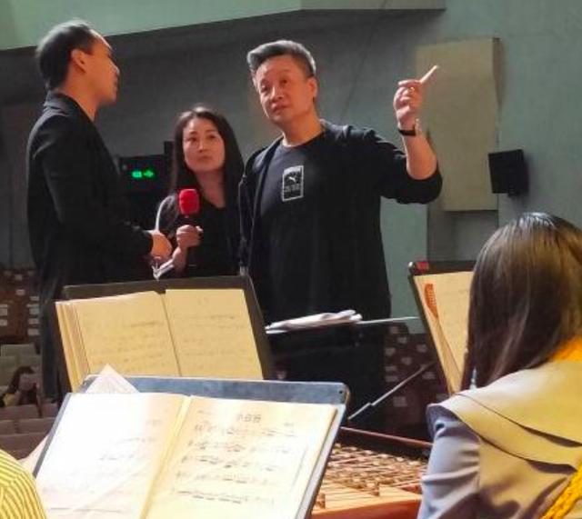 「出道35年零緋聞」陪妻抗病30年　「2次復發」痛苦掙扎他不離不棄今62歲頤養天年