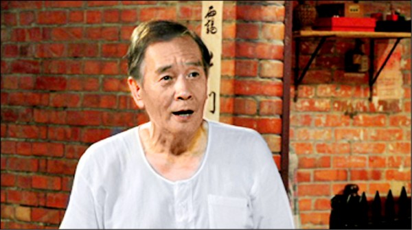 73歲台語小生爆「失智失禁」流落街頭尋親　「與女兒不和10年」獨居安養院晚景淒涼