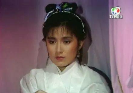 「最美華箏」當紅嫁作人婦消失26年　「丈夫身分曝光」56歲再露面氣質不變