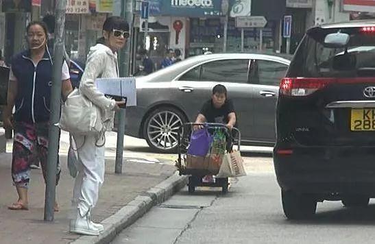 「最美華箏」當紅嫁作人婦消失26年　「丈夫身分曝光」56歲再露面氣質不變