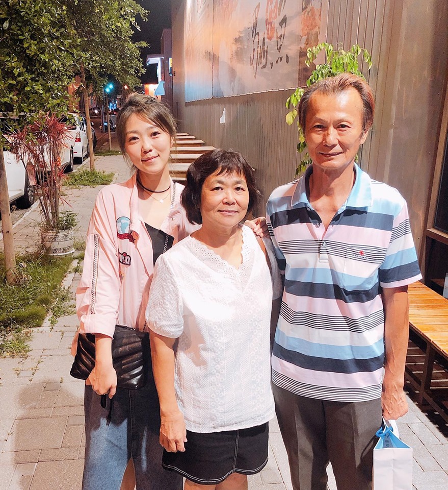 背著母女「車上偷吃」！曹雅雯與爸爸冷戰一週　結局神逆轉：我果然是前世情人