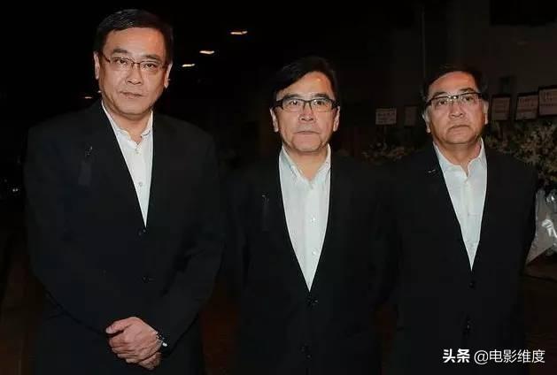 史上第一位影帝「與妻相守45年」未曾傳緋聞 放棄事業「陪老婆抗病2年」今72歲家庭美滿