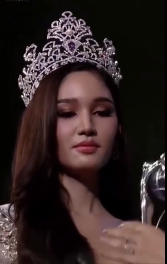 27歲「選美冠軍」身高180「胸以下都是腿」　身份曝光「居然是男的」網驚：比女人還美