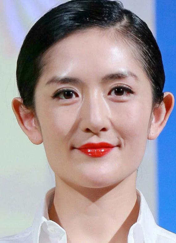 巔峰期殞落！44歲大咖女星「病倒化妝間5分鐘」被判終生癱瘓　咬牙苦撐「成為人生勝利組」：殘而不缺