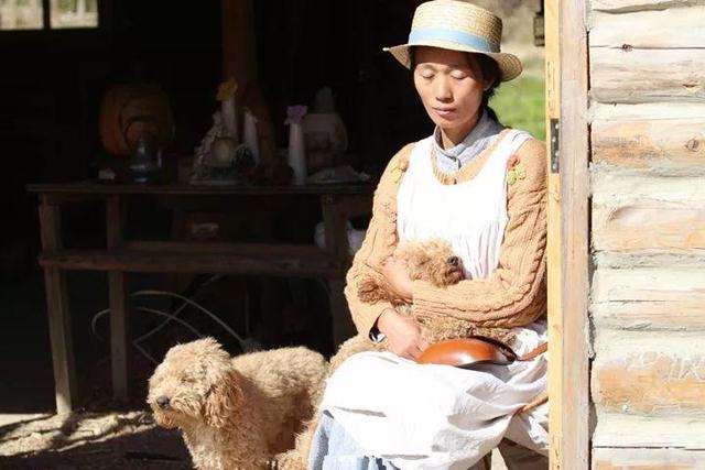 40歲姑娘「失戀後隱居深山」打造個人農莊　「種菜種花自給自足」：一個人活得更精彩