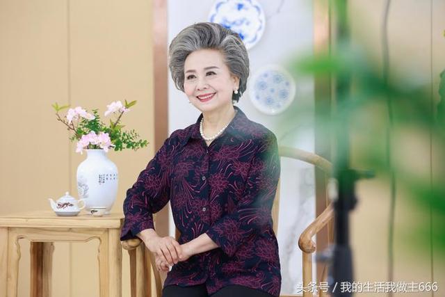 3秒切換6姿勢！72歲模特阿嬤「連拍12小時」超專業　 大病一場及時享樂「店家非她不可」：年輕人都望塵莫及