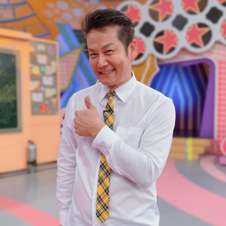 徐乃麟開箱內湖豪宅！「獨棟4層樓精緻裝潢曝光」：院子美如峇里島　結婚30年都牽妻手睡覺「直到第三者出現」