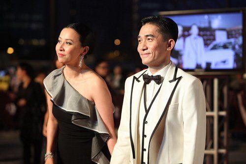 劉嘉玲家世曝光！ 遺傳媽媽五官「迷人大眼神複製」　為母買房「經常旅遊同框似姊妹」