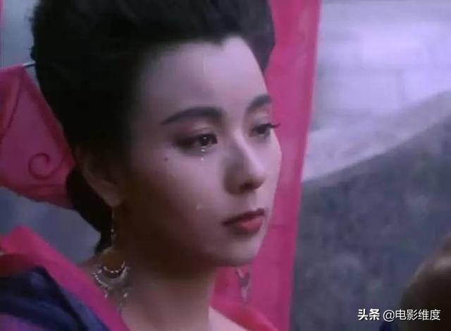 人生由苦轉甜！電眼美人失婚二嫁「無名港姐躍升台灣豪門」　擁龍鳳胎曝「23年恩愛秘訣」：從來不管丈夫