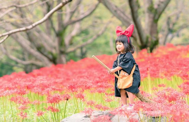 紀錄美好瞬間！攝影師爸「最愛偷拍妻女」爆紅　母女幸福日常「如同唯美電影海報」畫面充滿愛