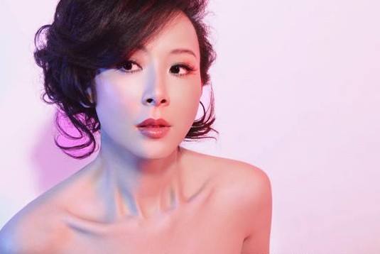 台灣第一美女！51歲蕭薔凍齡顏值「跟大學生有得比」　于美人曝「當場要求卸妝」現場人都看傻了