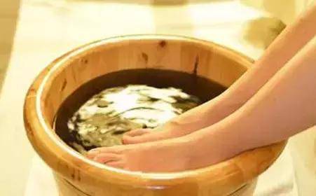 「艾草是個寶」可惜很少人知道它的妙用！端午節超實用「祛病驅災」保安康