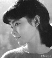 她19歲閃婚生子「一年後霸氣休夫」！遭爆「拋家棄子」拒認獨子30年：別浪費我後半生