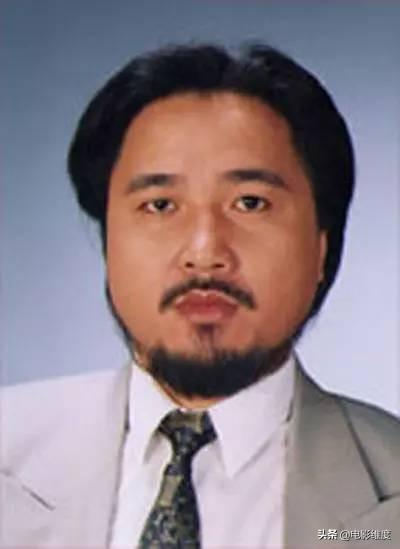 以前不是好爸爸！他女兒重病妻行動不便「財務爆危機」　曾連續工作「長達50小時」：這是男人的責任