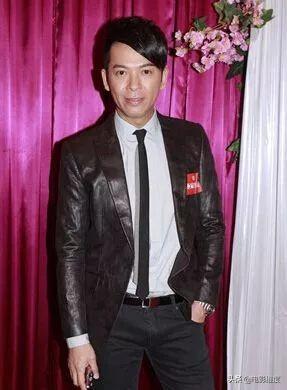 出道28年零存款「買不起房」！2段情失敗娶圈外女友「年過半百終買房」　今家庭生活超幸福